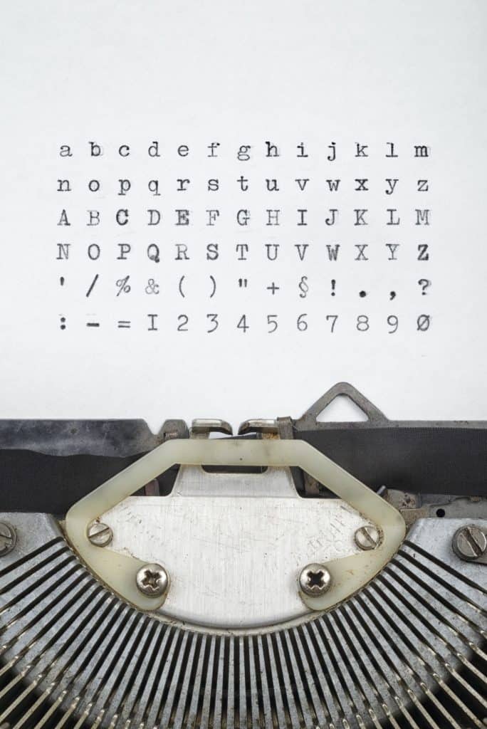 Old typewriter letters font set